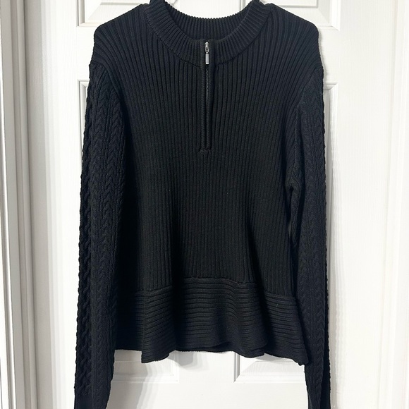 VENUS - Ribbed Sweater - Picture 2 of 5